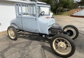 1927 Ford Model T Coupe