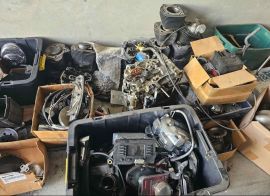 HUGE LOT MOTORCYCLE HARLEY DAVIDSON PARTS MOTORS 