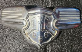 1942 Oldsmobile Hood Front Emblem Badge